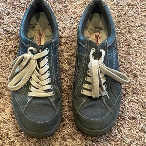 Seven7 Gray Sneakers for Men. Size 13